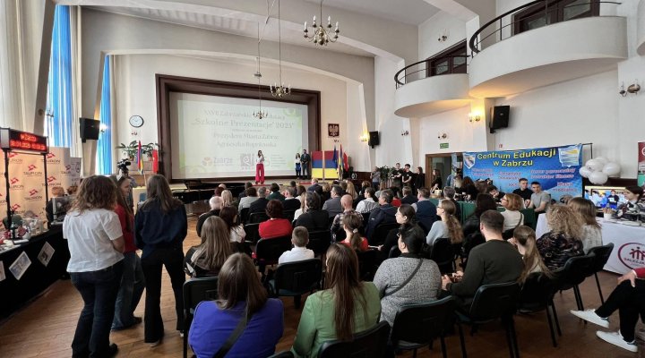 Szkolne Prezentacje 2025
